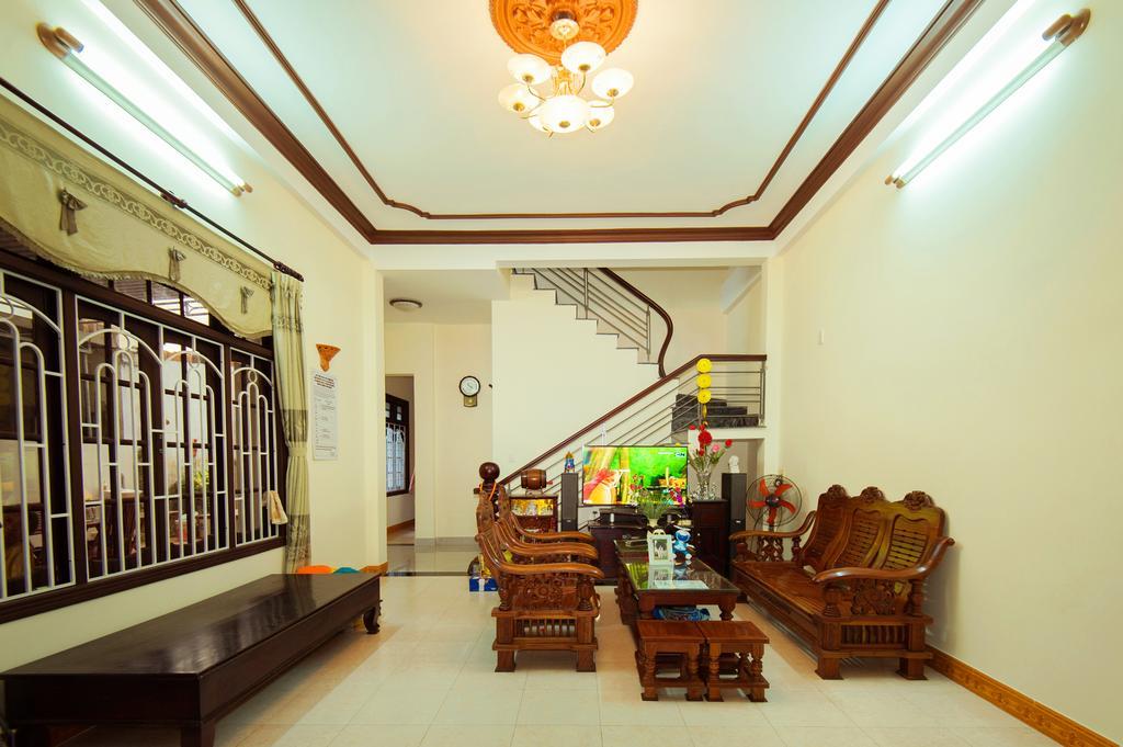 Royal Homestay Хоян Екстер'єр фото