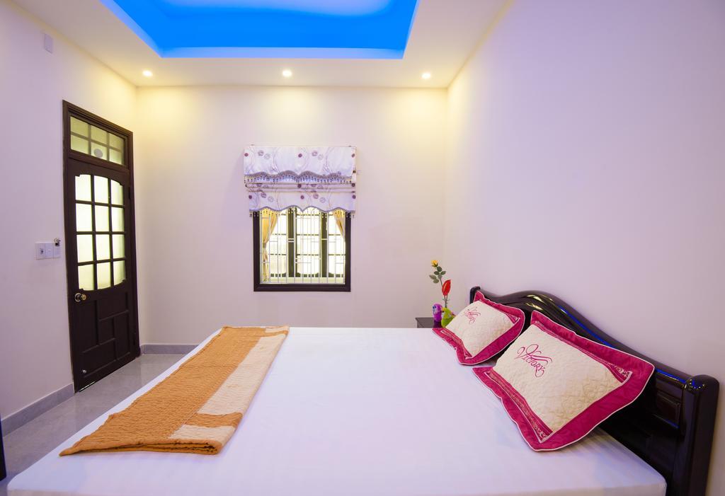 Royal Homestay Хоян Екстер'єр фото